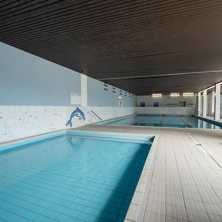 Cosy @ The With Pool By Interhome דירה *