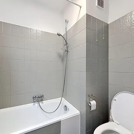 Cosy @ The With Pool By Interhome דירה דה האן